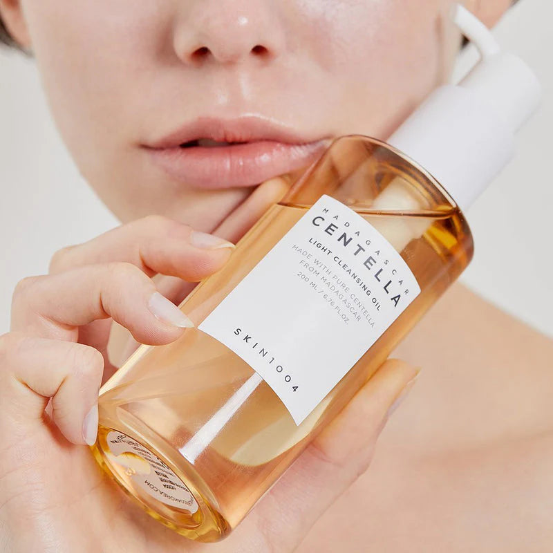 SKIN1004 - Madagascar Centella Light Cleansing Oil - 200ml | Aceite Limpiador Ligero y Calmante con Extracto de Centella Asiática