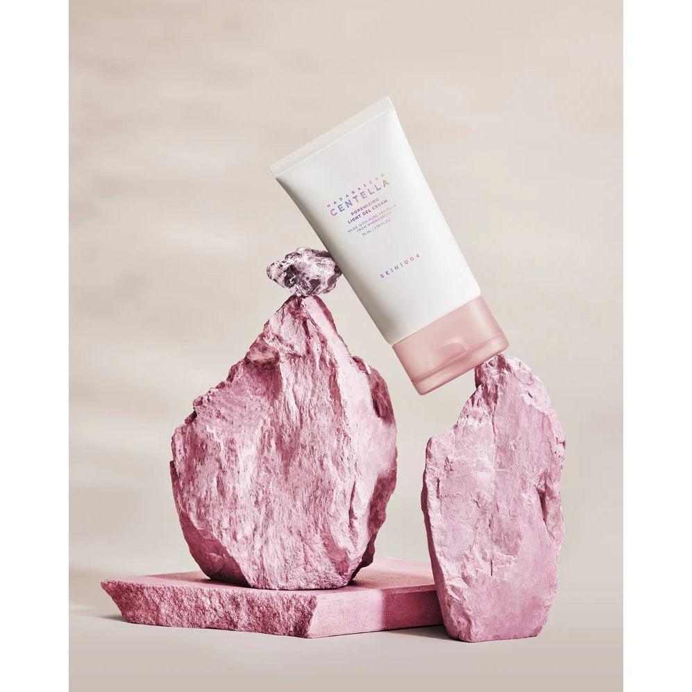 SKIN1004 - Madagascar Centella Poremizing Light Gel Cream - 75ml | Crema en Gel Ligera que Minimiza Poros y Equilibra la Piel