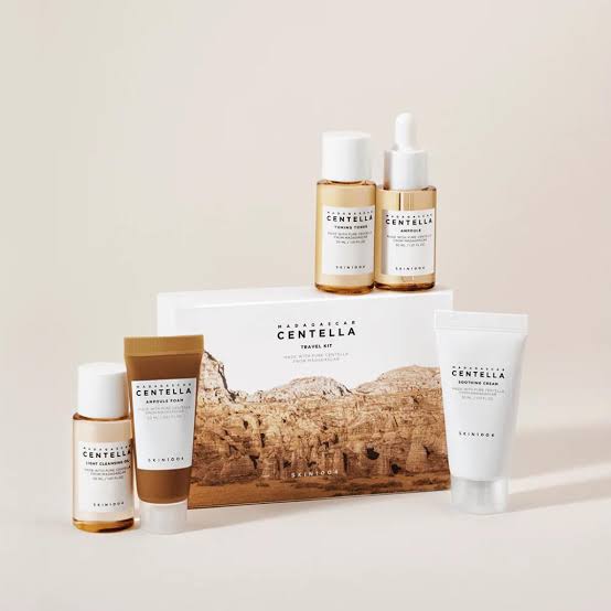 SKIN1004 - Madagascar Centella Travel Kit - 5 en 1 | Set de Viaje Hidratante y Reparador con Extracto de Centella