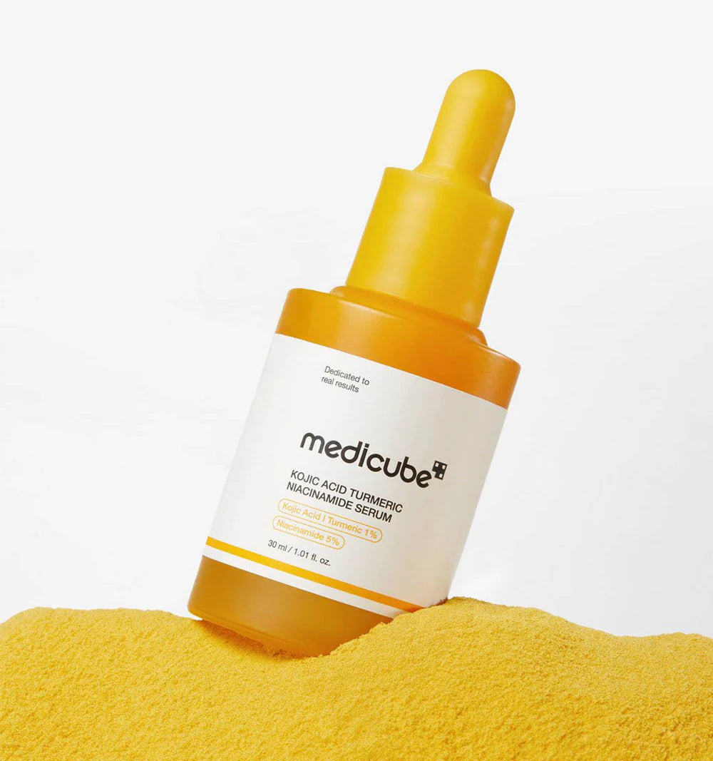 Medicube - Kojic Acid Turmeric Niacinamide Serum - 30ml | Sérum Iluminador y Antimanchas con Ácido Kójico, Cúrcuma y Niacinamida